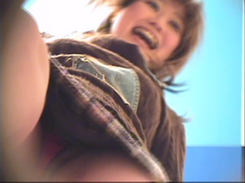 ハミ毛パンチラ２