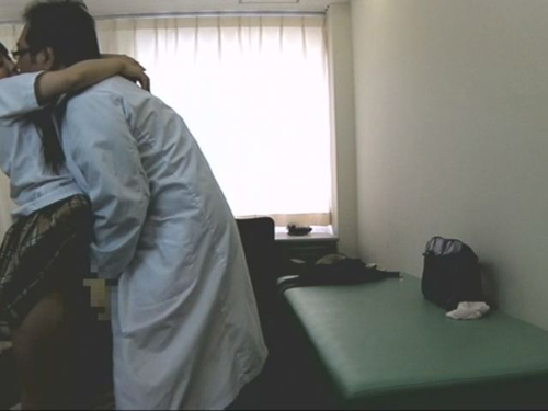 都内産婦人科医の女子校生（秘）診察ファイル4