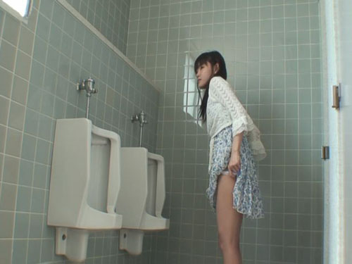 立ちション便撮影